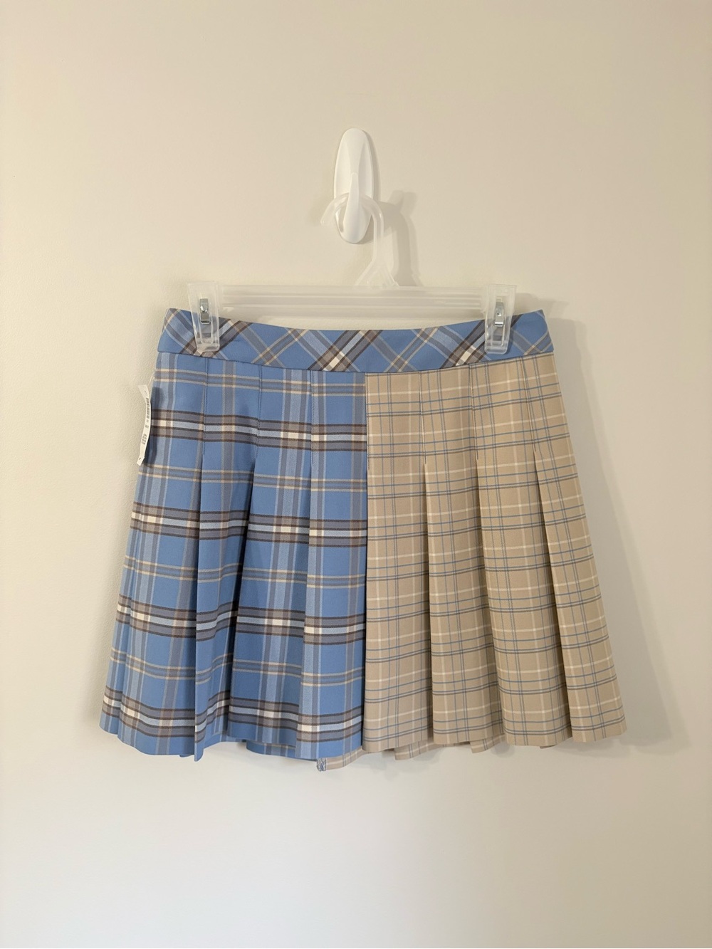 BNWT ARITZIA Pleated mini skirt Mixed Plaid Womens 8 School Girl Preppy Academia - Picture 2 of 6